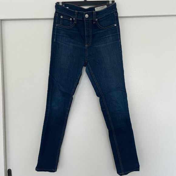 rag & bone Denim - Rag & Bone High-Rise Skinny Jeans in dark indigo/blue denim wash